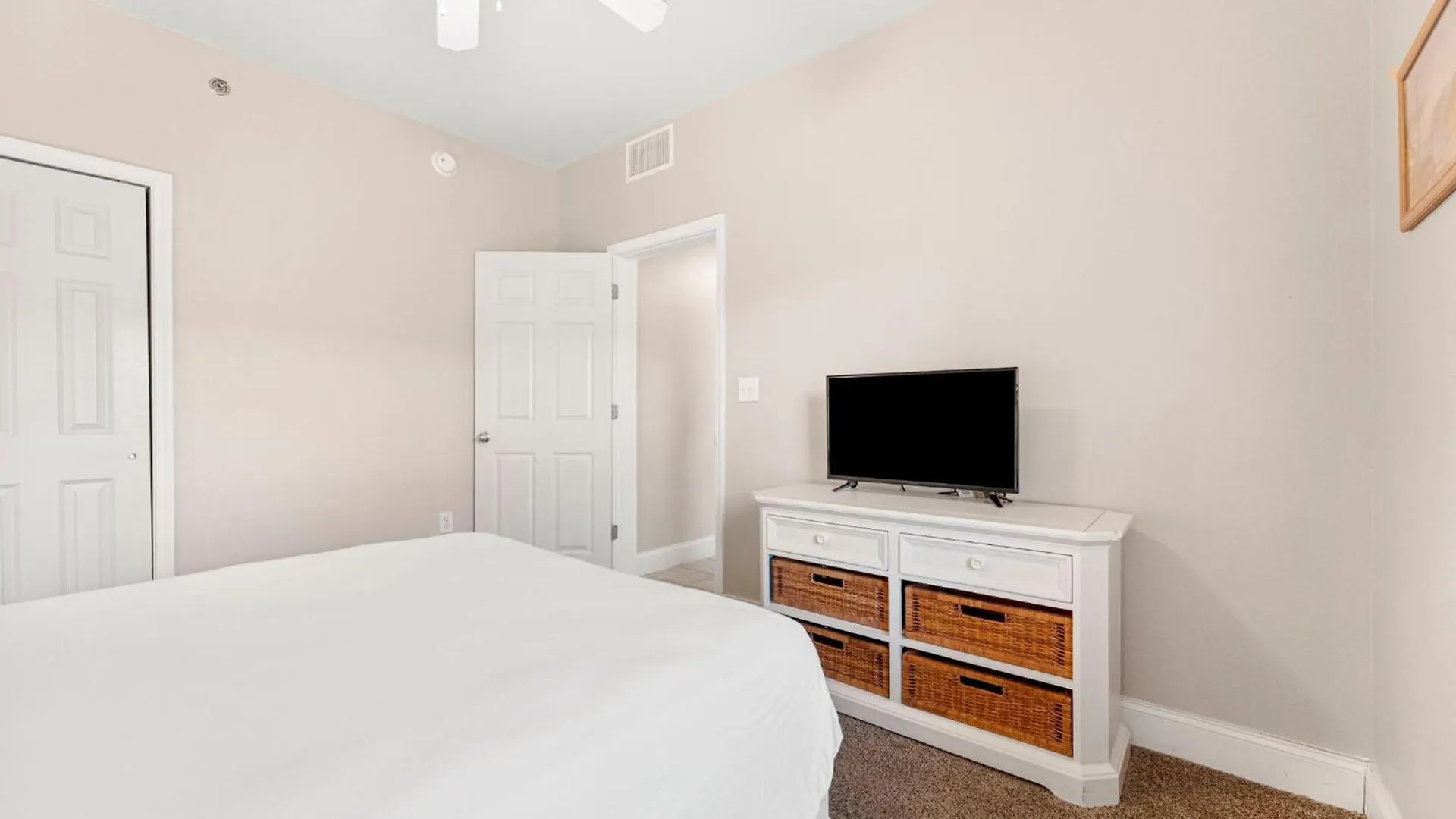 Apartment Laketown Wharf 0932 Panama City Beach